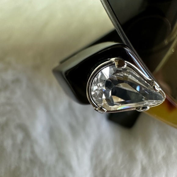 Fendi Tortoise Shell Sunglasses - Picture 3 of 4